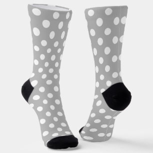 Weiße Polka Punkte auf Chrome Gray Hintergrund Socken