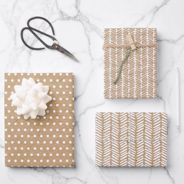 Weiße Polka Punkte auf Imitaten Rustikale braune K Geschenkpapier Set (Vorderseite)