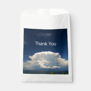 Weiße Puffy-Wolke Geschenktütchen