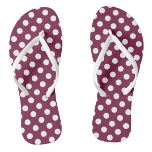 Weiße Punkte auf Burgunderrot Flip Flops