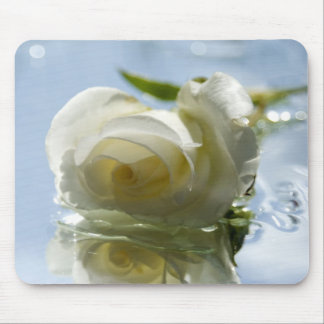 weiße romantische Rose Mousepad