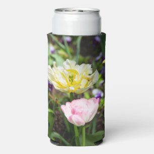 Weiße, rosa und gelbe Tulpen im Garten Selters Dosenkühler