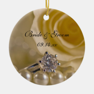 Weiße Rose und Perlen sind Sie sind meine Keramik Ornament