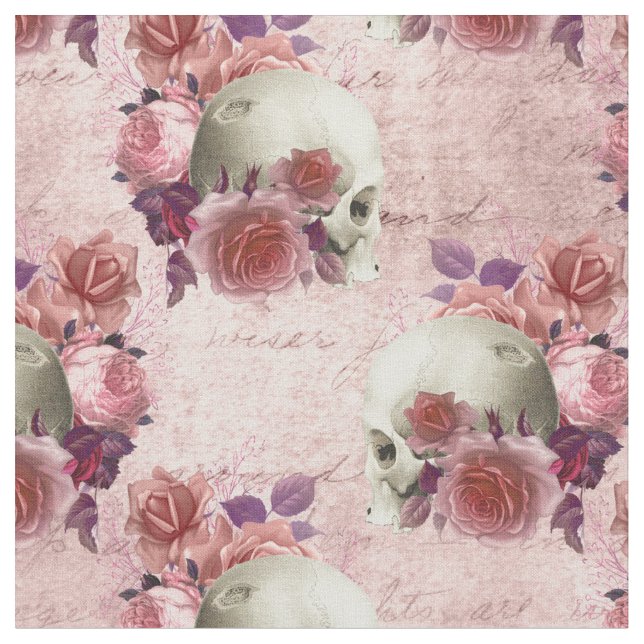 Weiße Schädel, rosa Rosen und Cursive Stoff (Nahaufnahme)