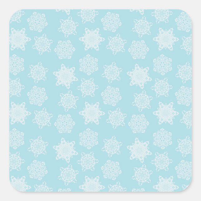Weiße Schneeflocken auf blassblauen Weihnachtskleb Quadratischer Aufkleber (Vorderseite)