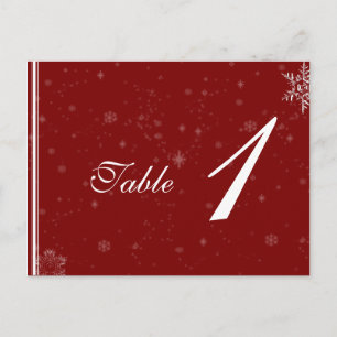 Weiße Schneeflocken auf Cranberry Wedding Tischnum Postkarte
