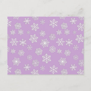 Weiße Schneeflocken gegen weiche Lavendel Postkarte