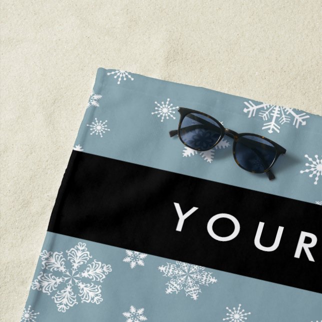 Weiße Schneeflocken, Grau, Ihr Name, Personalisier Strandtuch (Beispiel)