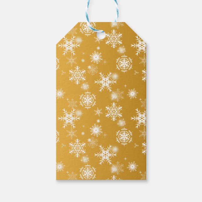 Weiße Schneeflocken im Freien. Geschenkanhänger (Vorderseite)