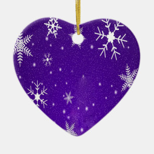Weiße Schneeflocken mit blauem Lila Hintergrund Keramik Ornament