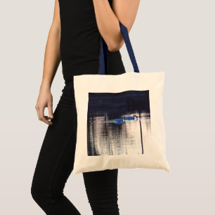 Weiße Schwäne in der Tote Tasche