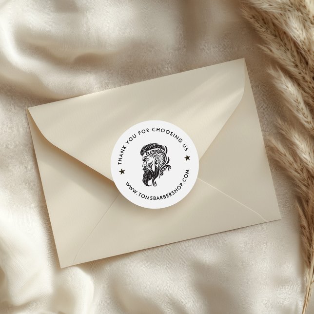 Weiße schwarze Typografie mit benutzerdefiniertem  Runder Aufkleber (Von Creator hochgeladen)