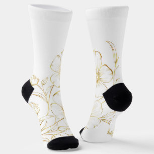 Weiße Socken mit schwarzen Bündchen weisen ein zar