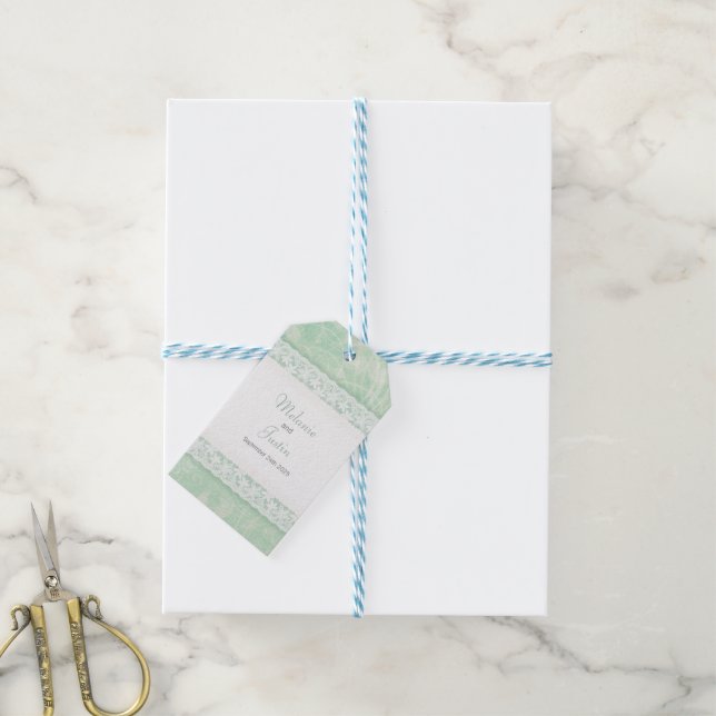 Weiße Spitze auf grünen Gastgeschenk Hochzeiten Geschenkanhänger (Mit Garn)