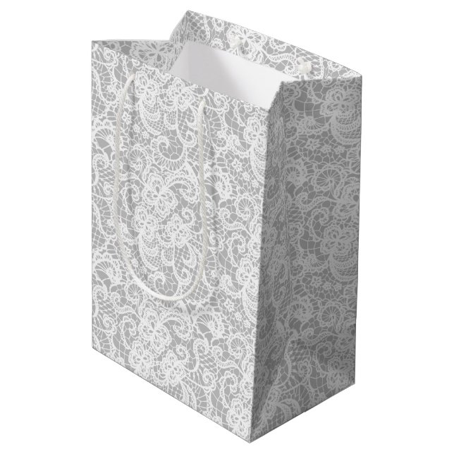 Weiße Spitze auf Silber Mittlere Geschenktüte (Rückseite Schrägansicht)