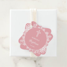 Weiße Spitzen auf rosa Taufe