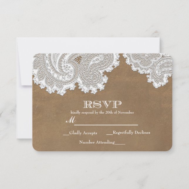 Weiße Spitzen & Braun Rustikale Elegante Hochzeits RSVP Karte (Vorderseite)
