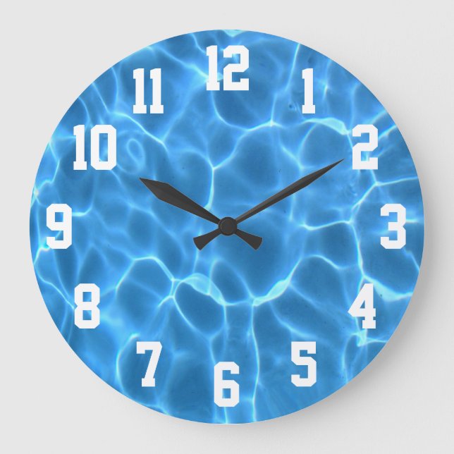 Weiße Sportnummern Aqua Blue Pool Foto Große Wanduhr (Vorderseite)