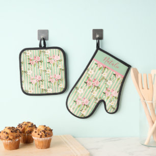 Weiße Streifen und Blumenmuster aus Shabby Chic Ofenhandschuh & Topflappen-Set