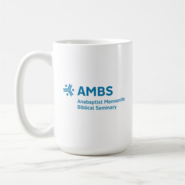 Weiße Tasse mit blauem AMBS-Logo (Links)