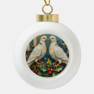 Weiße Tauben und Stechpalmen-Girlande Weihnachten  Keramik Kugel-Ornament