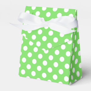 Weiße Tupfen auf apfelgrünem Geschenkschachtel