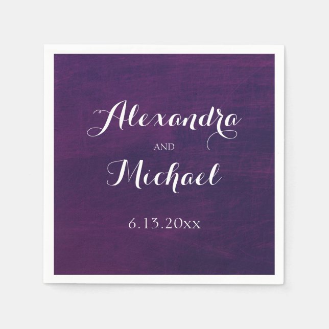 Weiße Typografie auf Lila Hochzeit Serviette (Vorderseite)