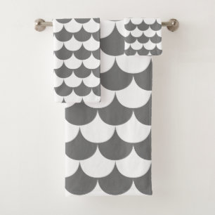 Weiße und graue Scallop Badhandtuch Set