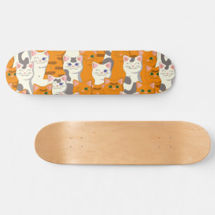 Weiße und Ingwer Katzen Muster grüne Augen blaue A Skateboard
