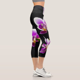 Weiße und lila Orchidee Capri Leggings