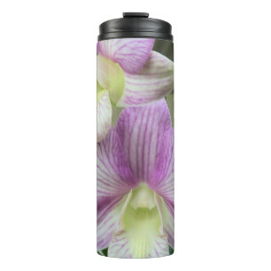 Weiße und lila Orchideen auf einem Thermalwäsche Thermosbecher