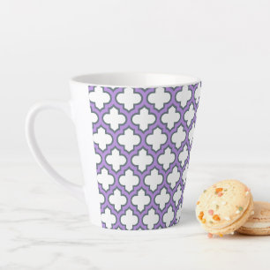 Weiße und Lila Trellis, Gitter, Quatrefolie Milchtasse