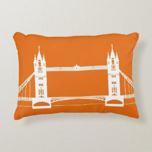 Weiße und orange Silhouette der London Bridge Zierkissen