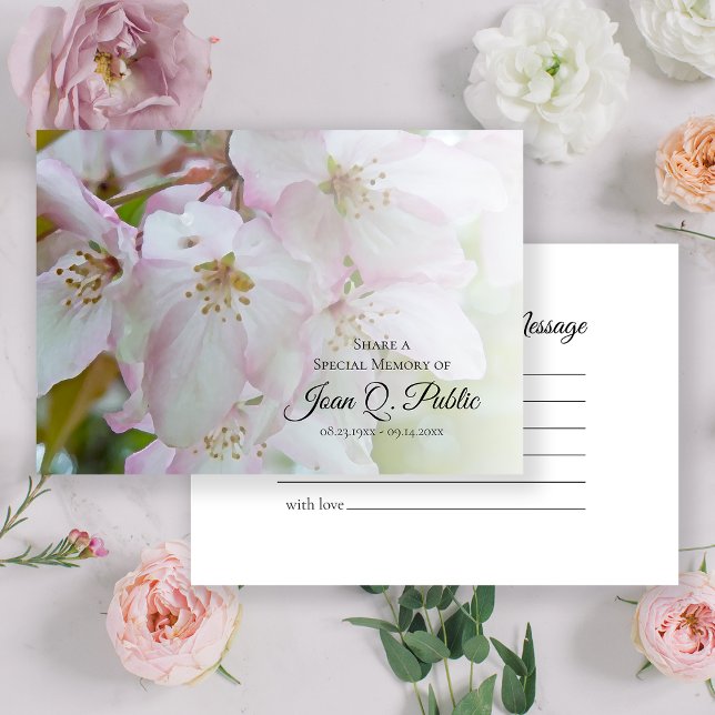 Weiße und rosa Blume teilen eine Gedächtnisbeerdig Mitteilungskarte (Von Creator hochgeladen)