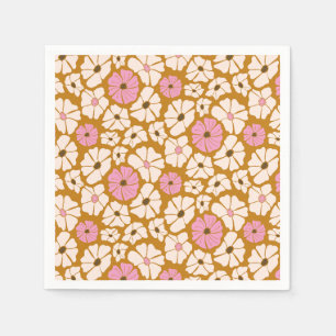Weiße und rosa Blumenmuster auf karamellbraun Serviette