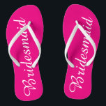 Weiße und rosa Brautjungfer drehen Reinfälle um Flip Flops<br><div class="desc">Weiße und rosa Brautjungfer drehen Reinfälle um.  Klicken Sie "besonders anfertigen es!" an knöpfen Sie,  um Text und mehr zu addieren!</div>