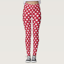 Weiße und rote Polka-Herzen