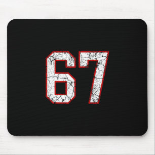 Weiße und rote Sportstrikot Nummer 67 Uniform spie Mousepad