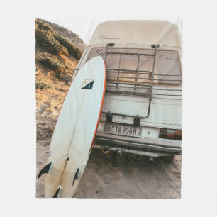 Weiße und schwarze Surfbretter Fleecedecke