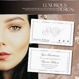 Weiße und silberne Rahmen mit Diamanten und Monogr Visitenkarte