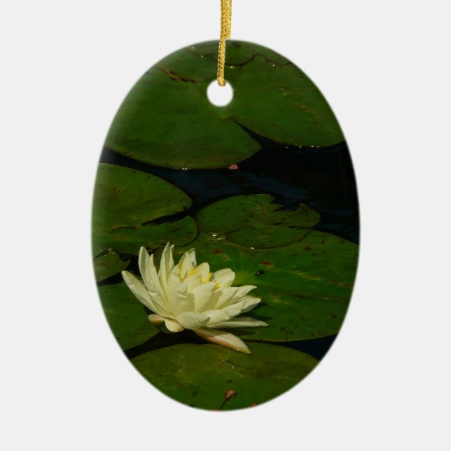 Weiße Wasserlilie I Friedliche Blumenfotografie Keramikornament (Vorne)