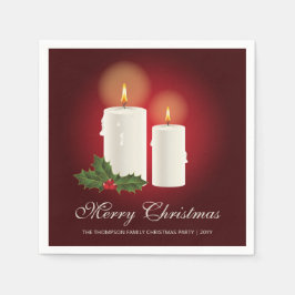 Weiße Weihnachtskerzen auf Rot mit individuellem T Serviette