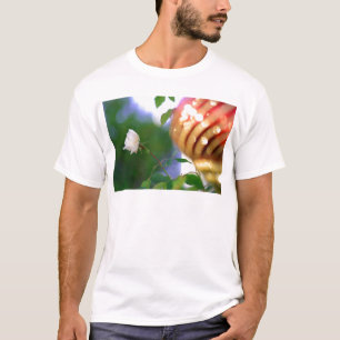 Weiße Weihnachtsrose T-Shirt