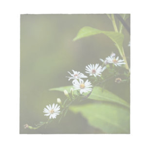Weiße Wildblume Notizblock