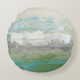 Weiße Wolken, die schöne Landschaft übersehen Rundes Kissen