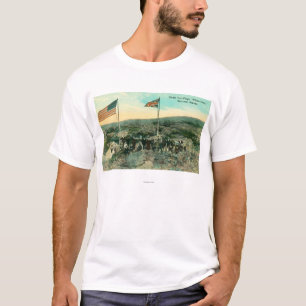 Weißer Durchlauf mit Russen und amerikanischen T-Shirt