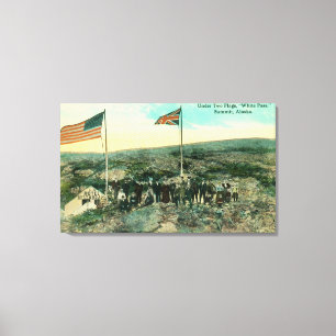 Weißer Pass mit russischer und amerikanischer Flag Leinwanddruck