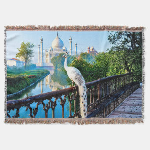 Weißer Pfau mit Blick auf den Taj Mahal Decke