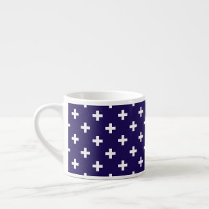 Weißer Polka kreuzt auf marineblau Espressotasse