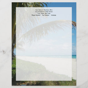 Weißer Sandstrand mit Palme Briefbogen